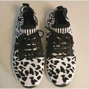Nautica Womens Slip On Knit Sneakers Size 6.5 Leopard Animal Print Casual Shoes